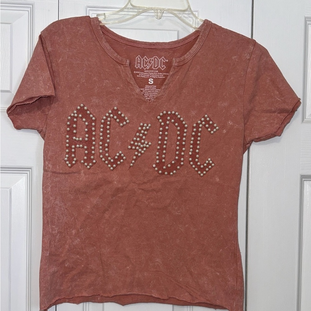 AC/DC Women's Rose Pink Rust Graphic Tee